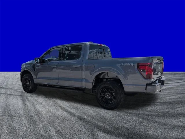 New 2026 Carbonized Gray Metallic Ford XLT image 6