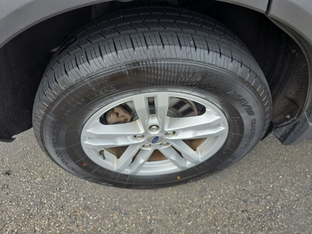 Used 2021 Gray Ford XLT image 10