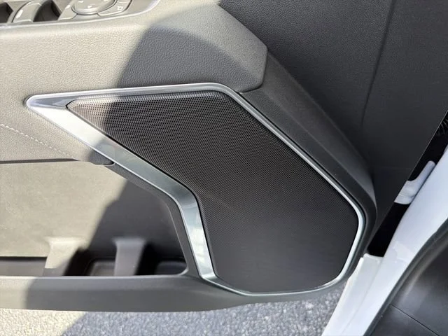 New 2026 Summit White GMC SLE image 22
