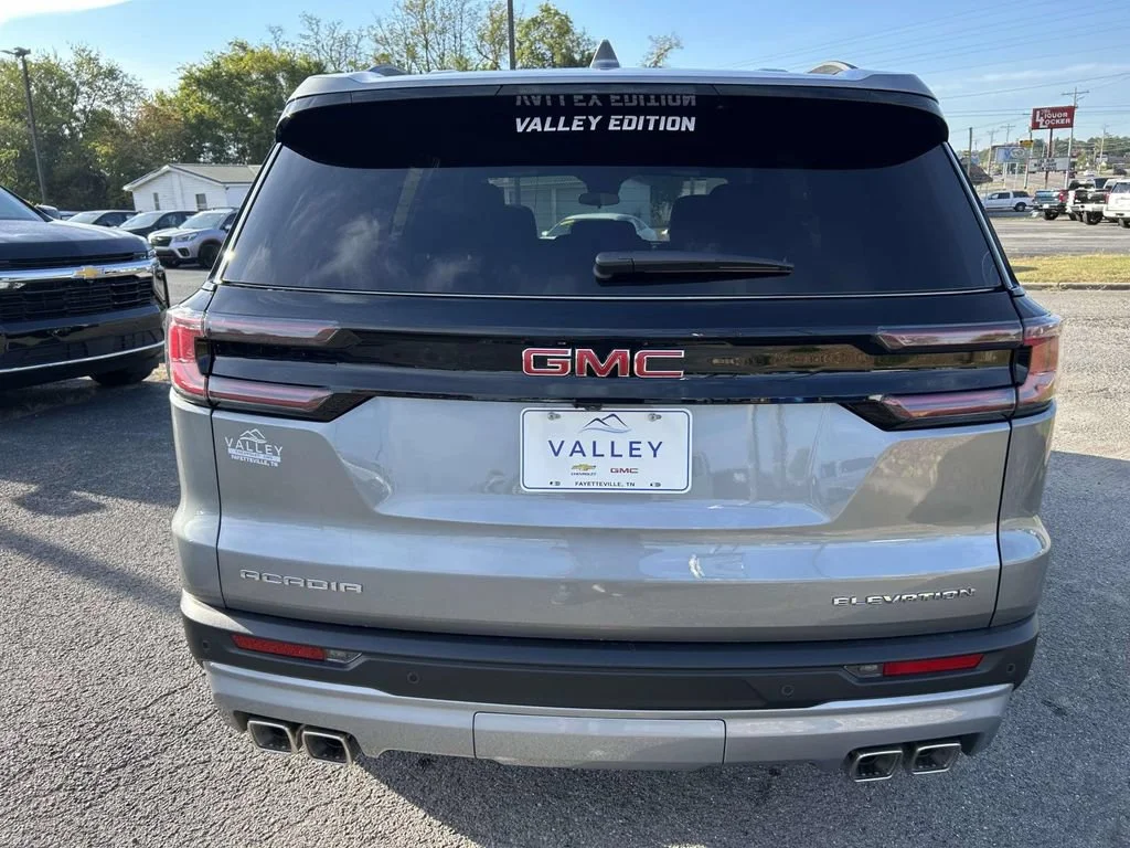 New 2027 Sterling Metallic GMC Elevation image 5