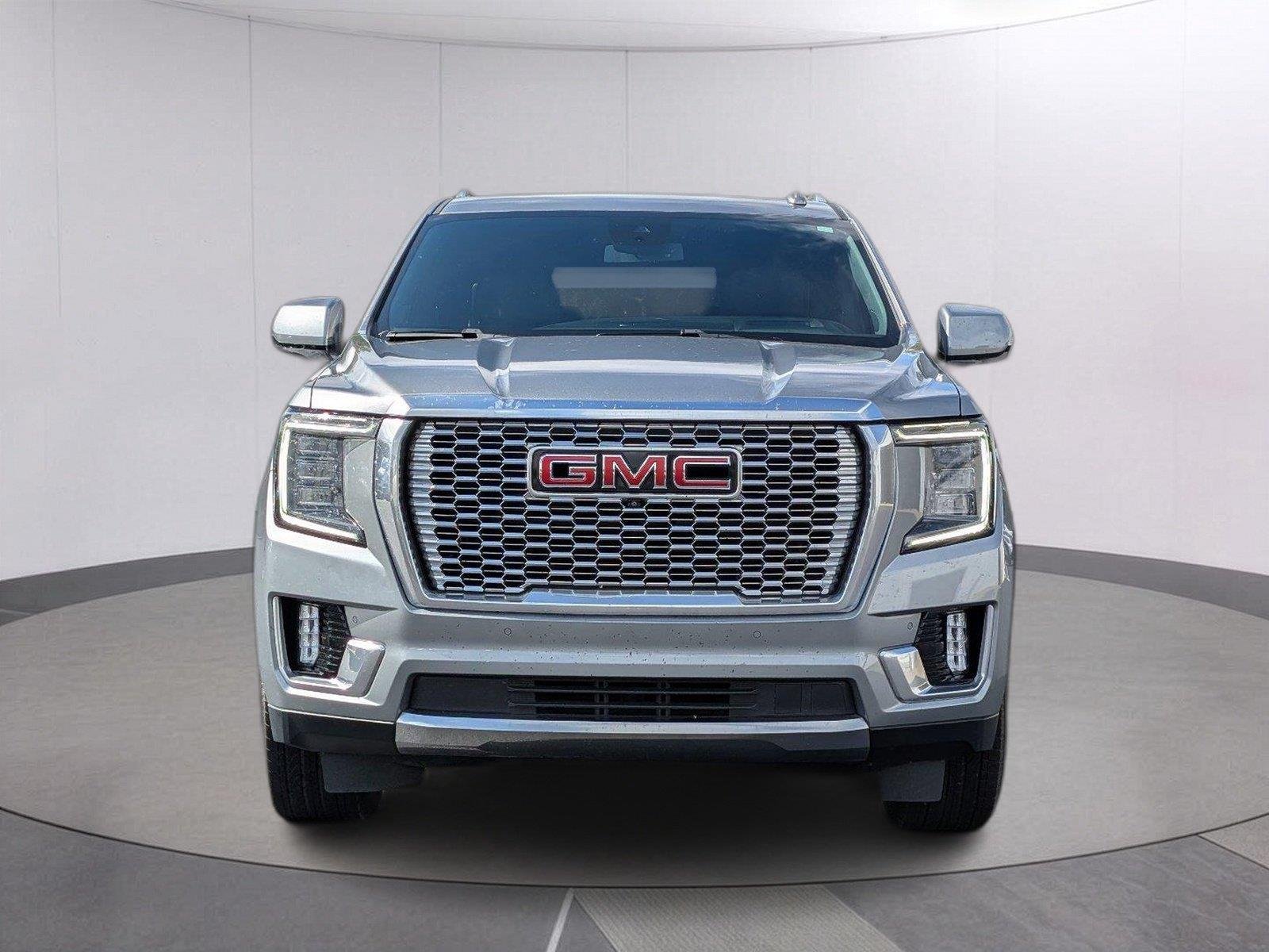 Used 2023 STERLING METALLIC GMC Denali image 10