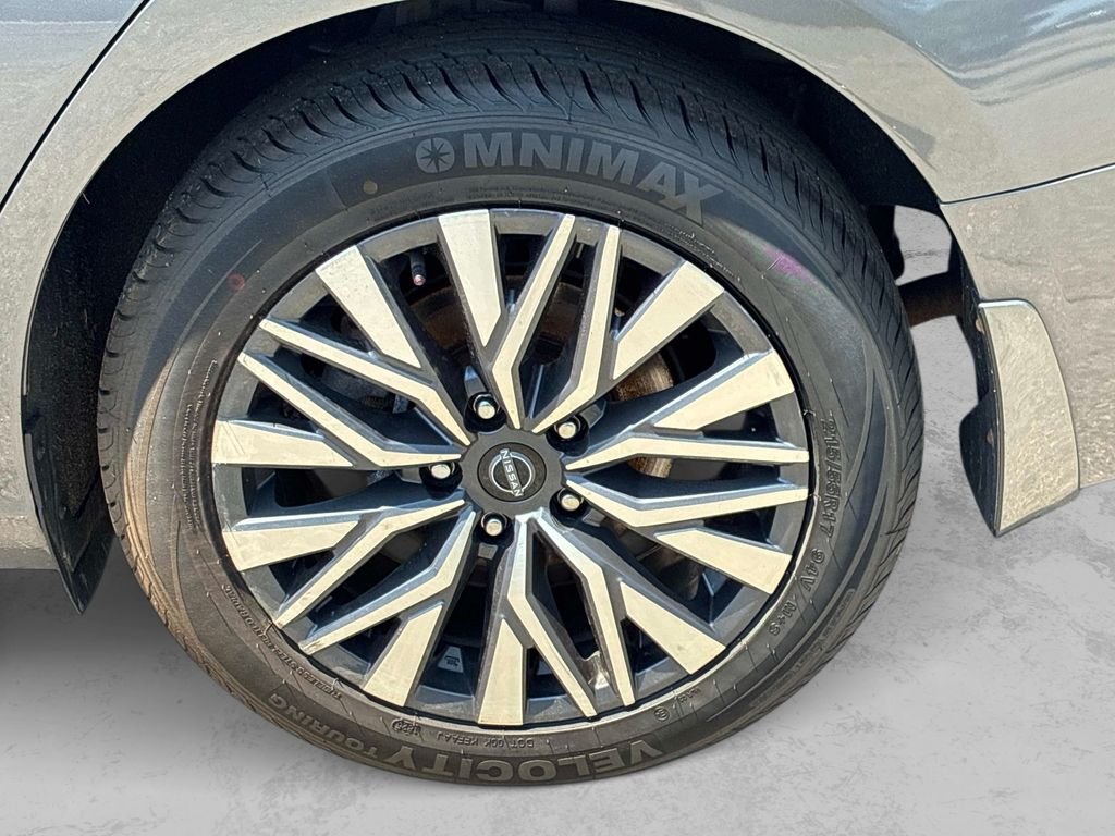 Used 2024 Gray Nissan 2.5 SV image 20