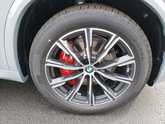 New 2026 Brooklyn Grey Metallic BMW xDrive40i image 27