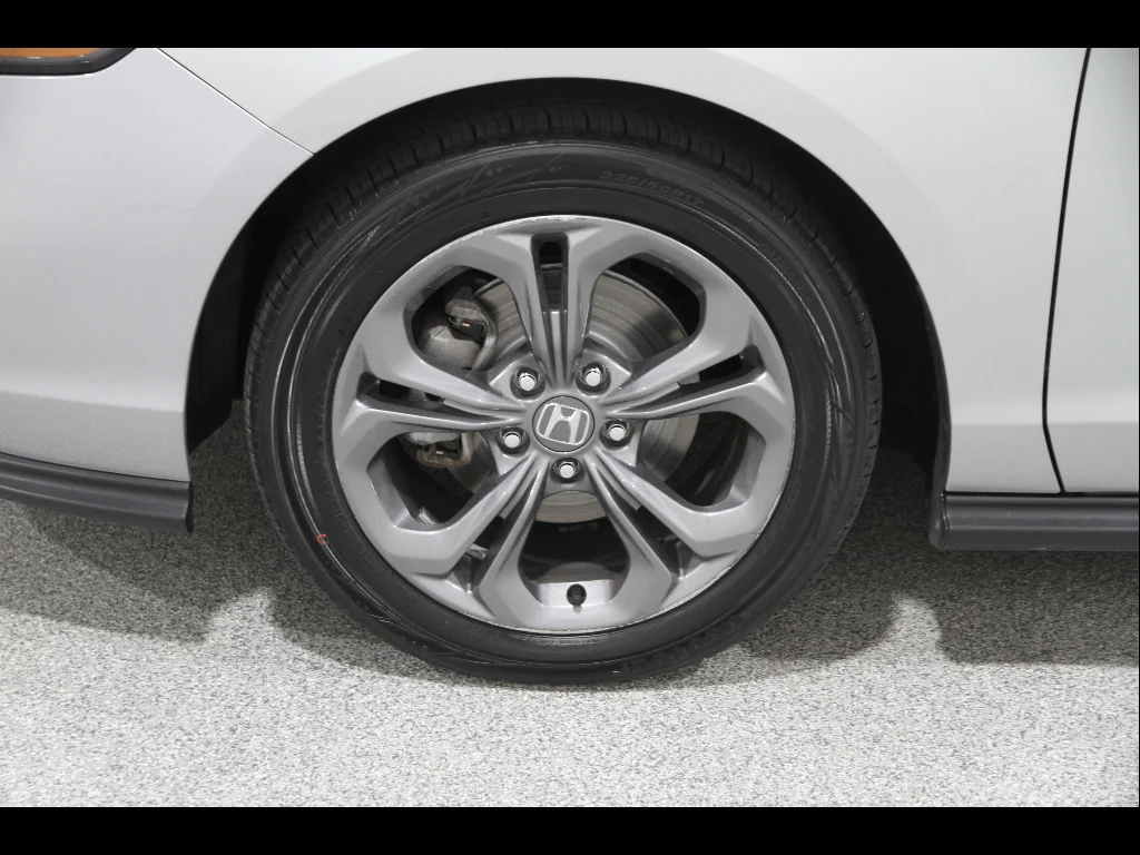 2024 Honda Accord EX - Photo 21