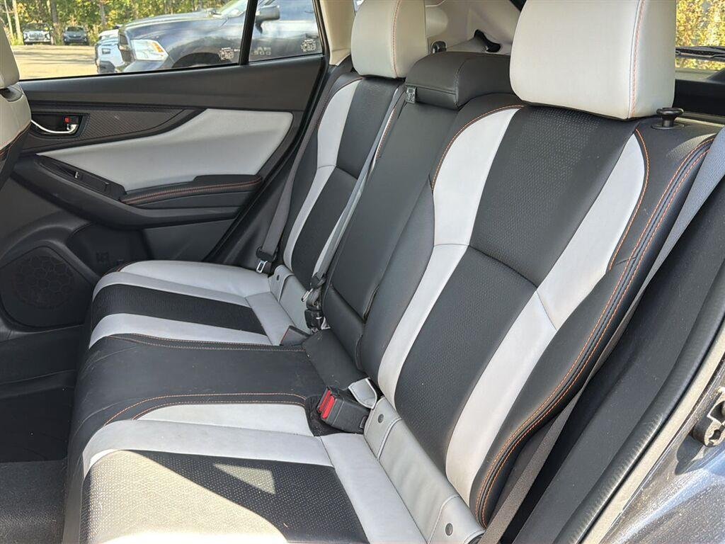 Used 2018 Dark Gray Metallic Subaru Limited image 15