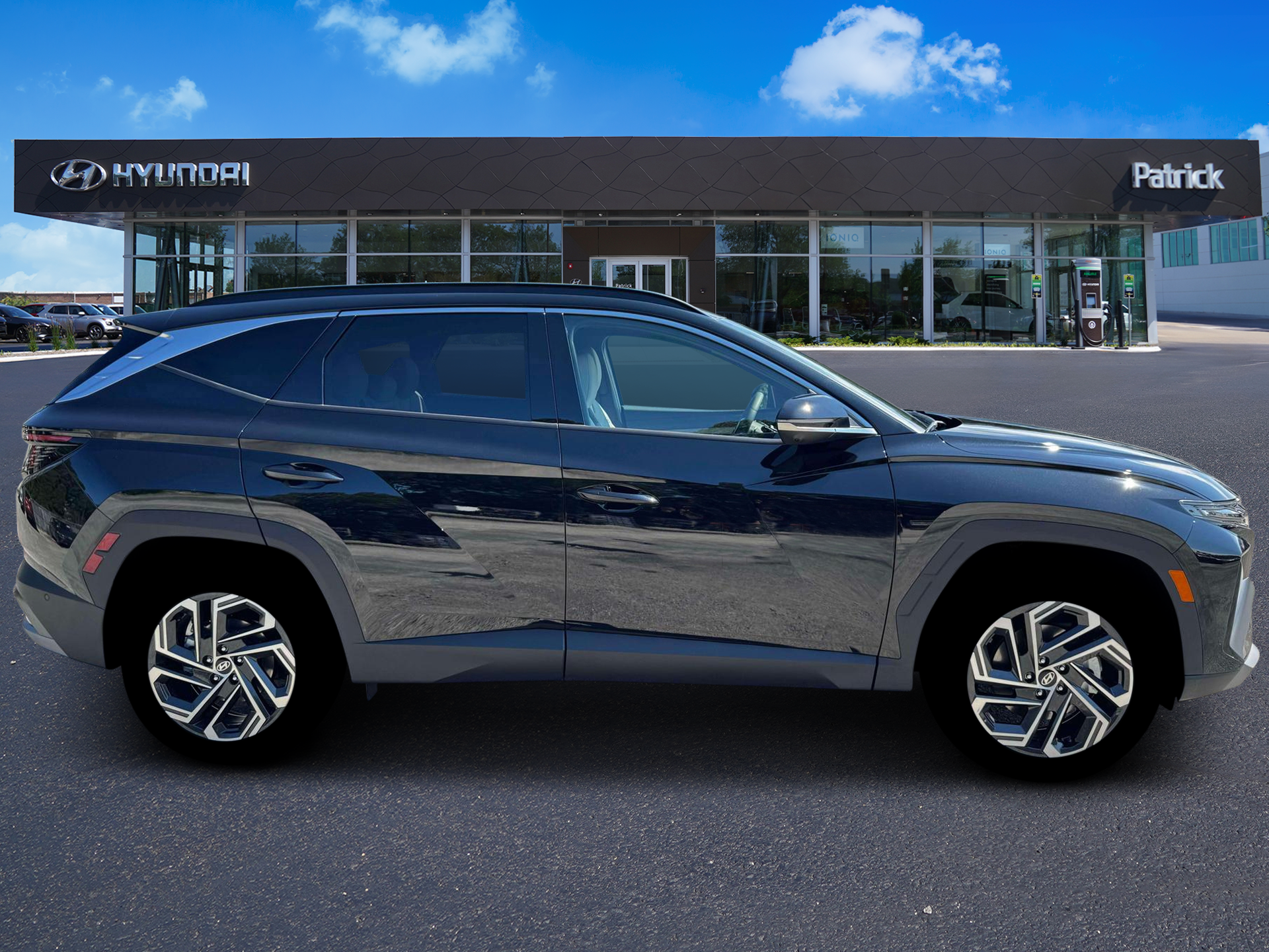 New 2026 Phantom Black Hyundai Limited image 9
