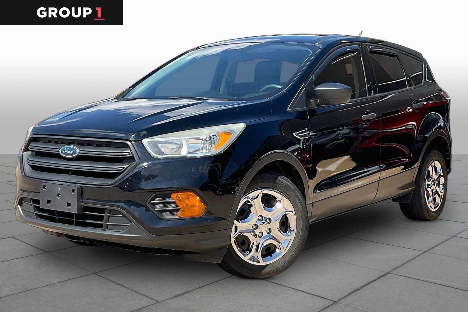 2017 Ford Escape S's photo