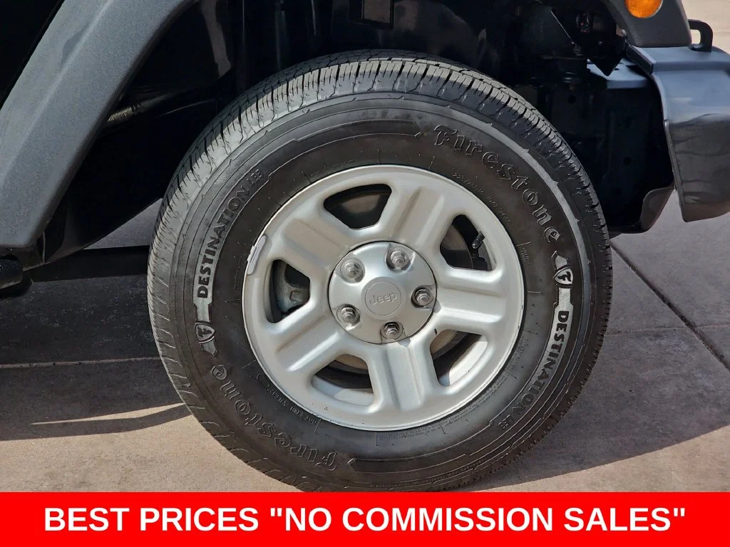 Used 2016 Black Jeep Unlimited Sport image 38