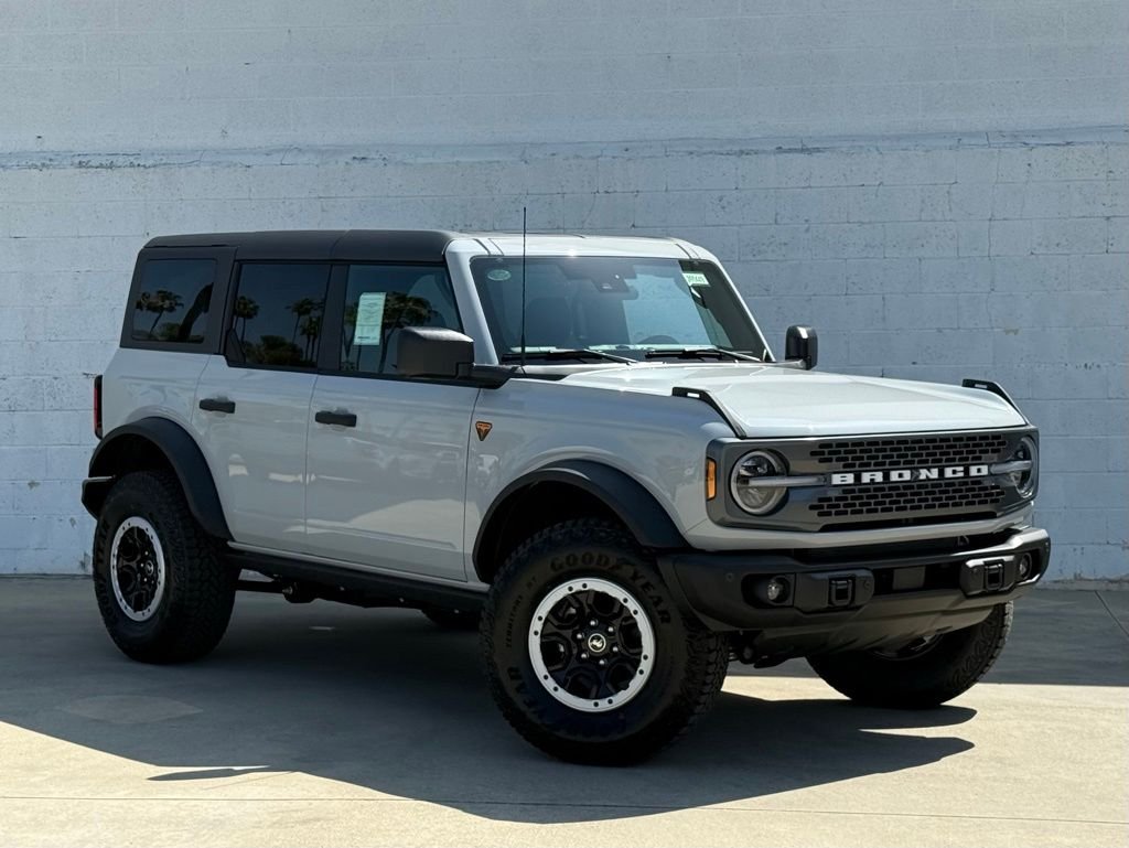 2026 Ford Bronco Badlands 4x4's photo
