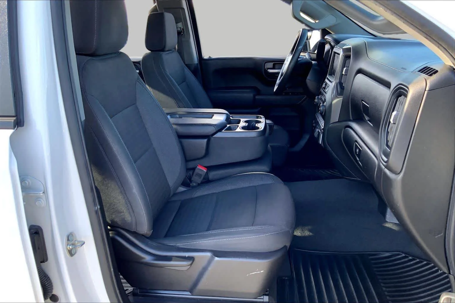 Used 2024 Summit White Chevrolet Custom image 9