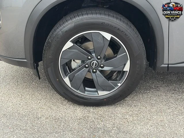 Used 2025 Gray Nissan SV image 25