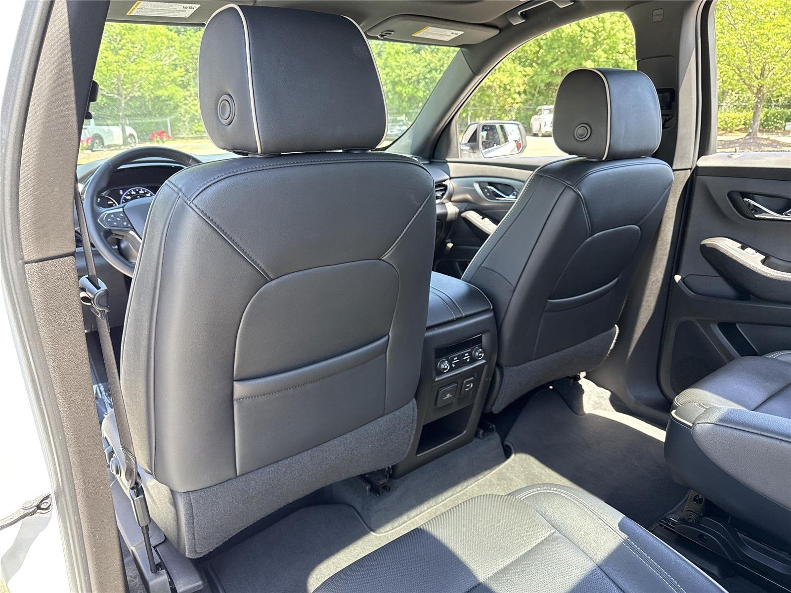 Used 2023 Summit White Chevrolet Premier image 22