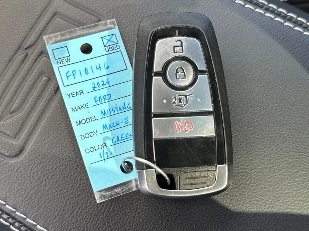 Used 2024 Green Metallic Ford GT image 50