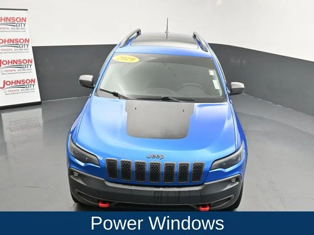 Used 2019 Blue Jeep Trailhawk image 13
