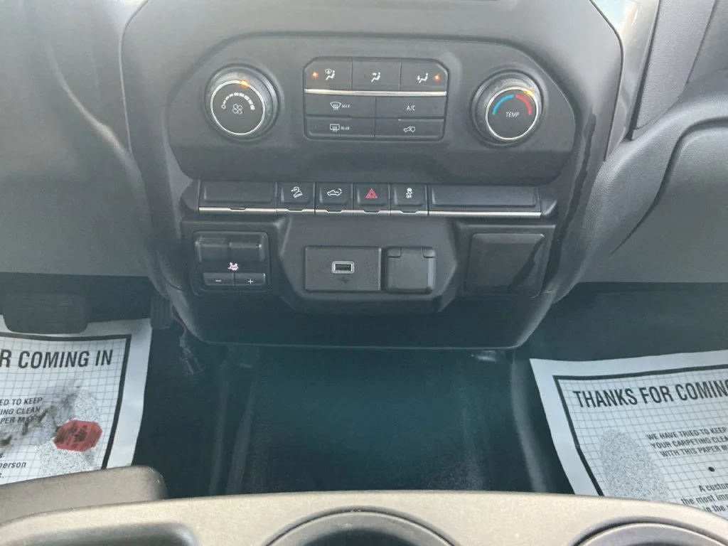 Used 2019 BLACK Chevrolet Custom Trail Boss image 22