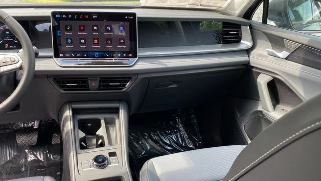 New 2026 Gray Volkswagen 2.0T SE image 10