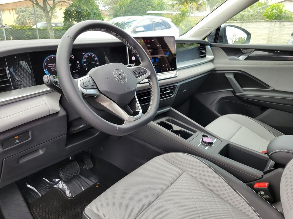 New 2026 Gray Volkswagen 2.0T SE image 9