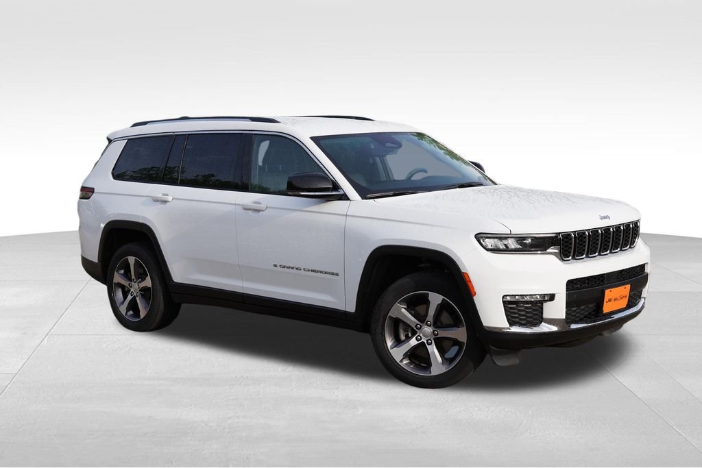 Used 2023 Bright White Clearcoat Jeep Limited image 2