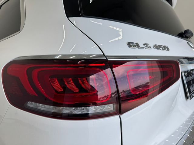 Used 2020 Polar White Mercedes-Benz GLS 450 image 34