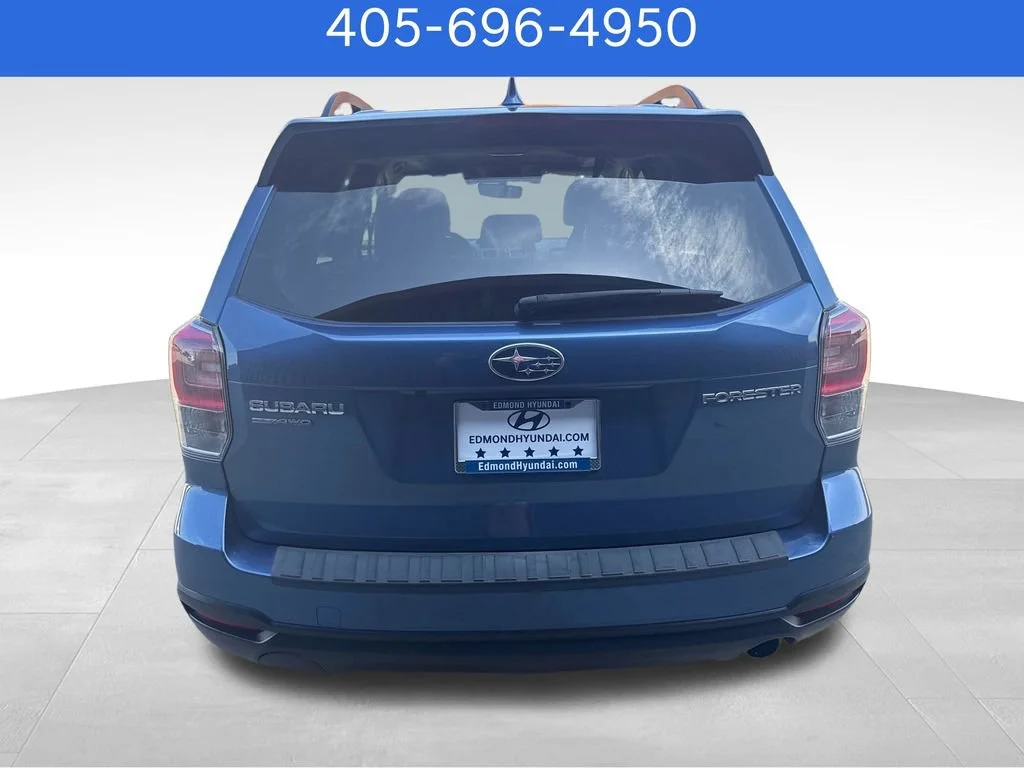 Pre-Owned 2018 Subaru Forester Premium