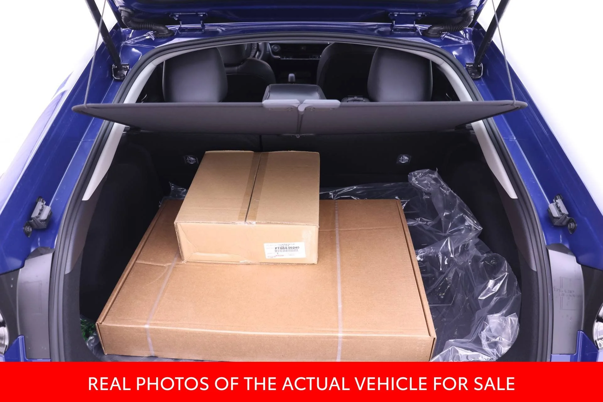2026 Toyota Prius Plug-in Hybrid XSE - Photo 13