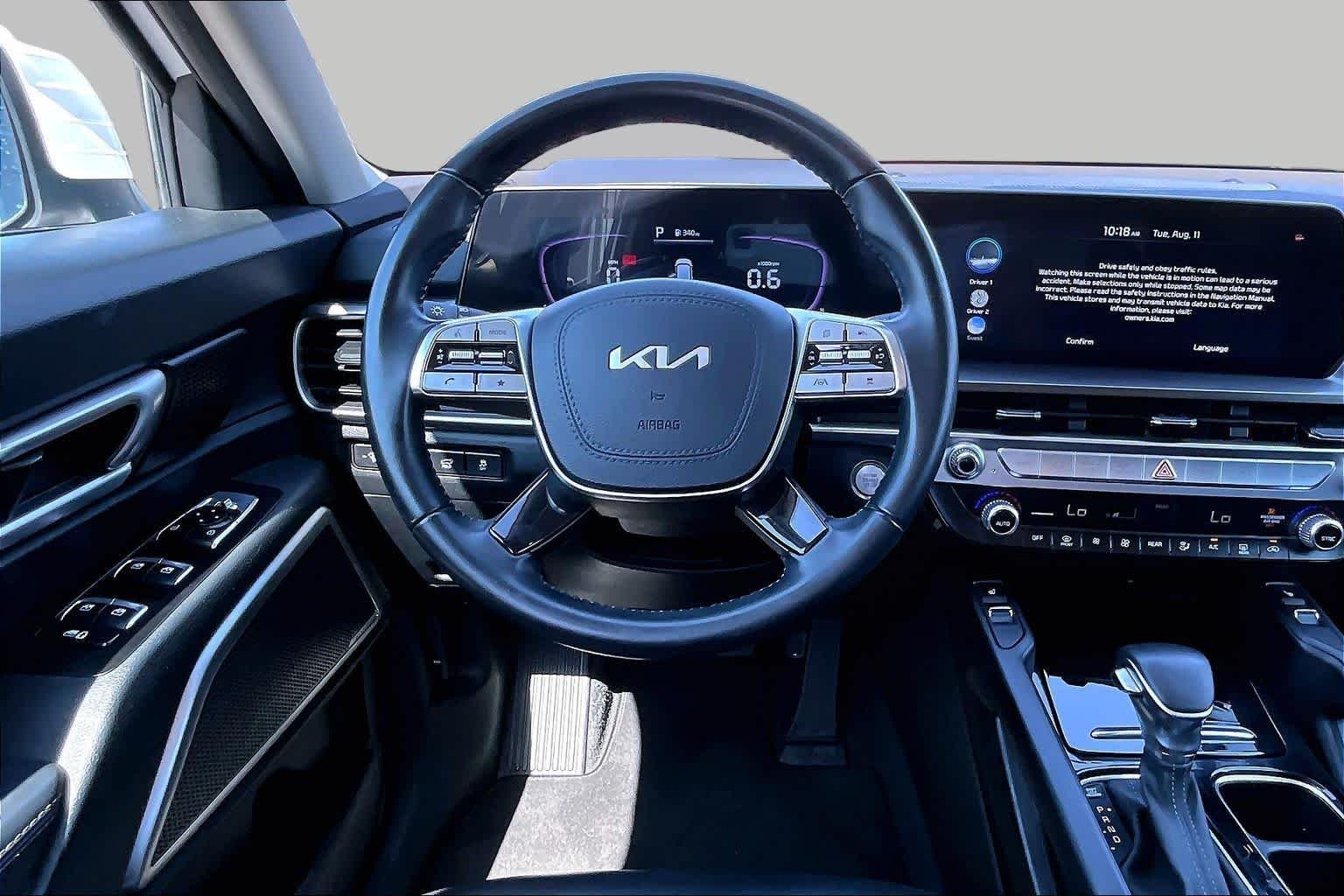 Used 2025 Glacial White Pearl Kia S image 6