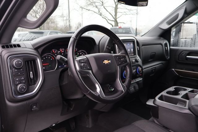 Used 2022 Black Chevrolet LT image 13