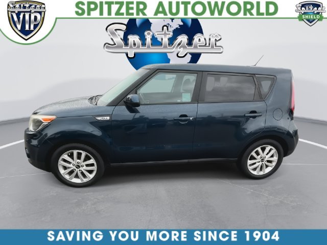 Used 2017 Black Kia Plus image 9