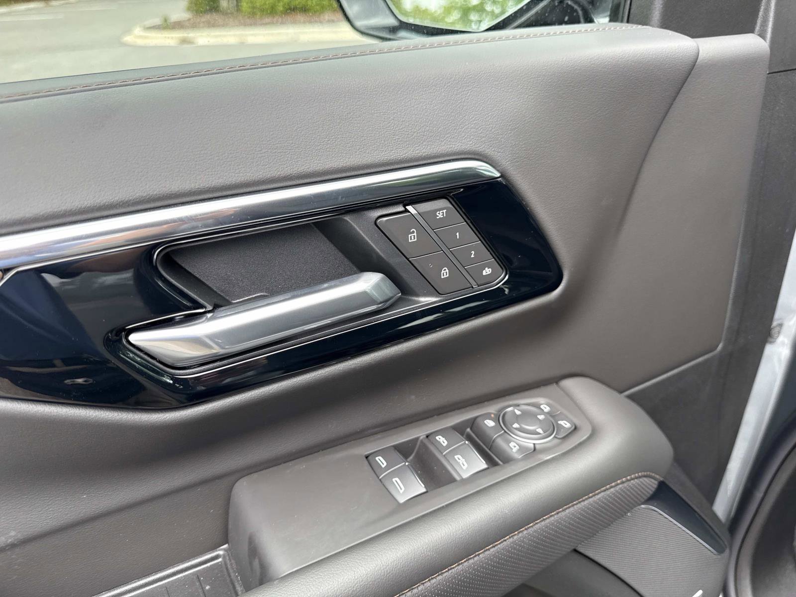 New 2026 Sterling Gray Metallic Chevrolet High Country image 19