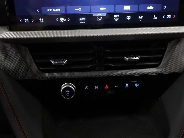 New 2027 Agate Black Metallic Ford ST-Line image 30