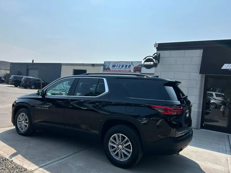 Used 2022 Black Chevrolet LT Sport Utility 4D image 7