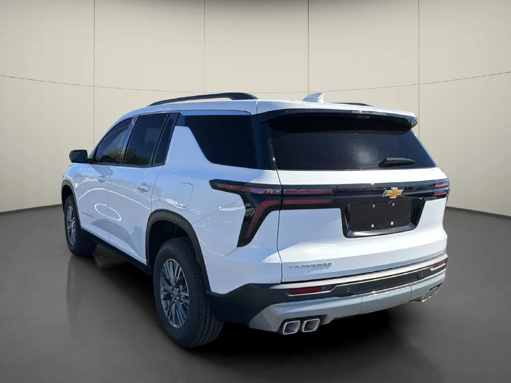 New 2027 Summit White Chevrolet LT image 5