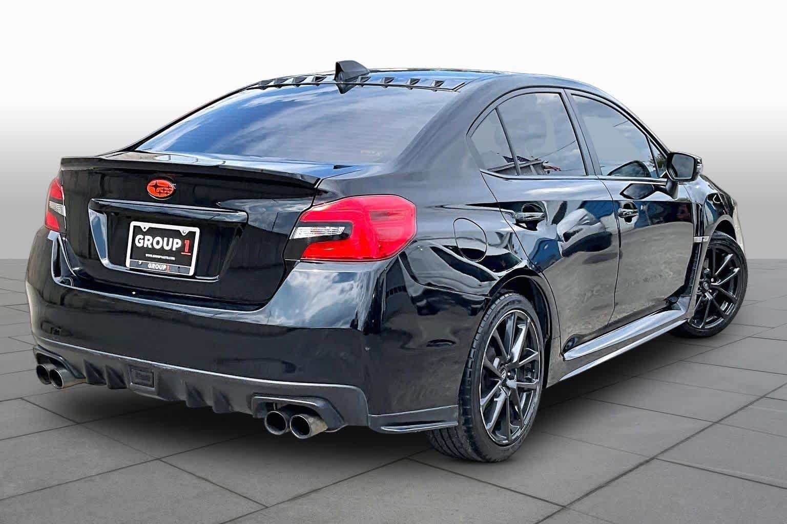 Used 2021 Crystal Black Silica Subaru Limited image 7