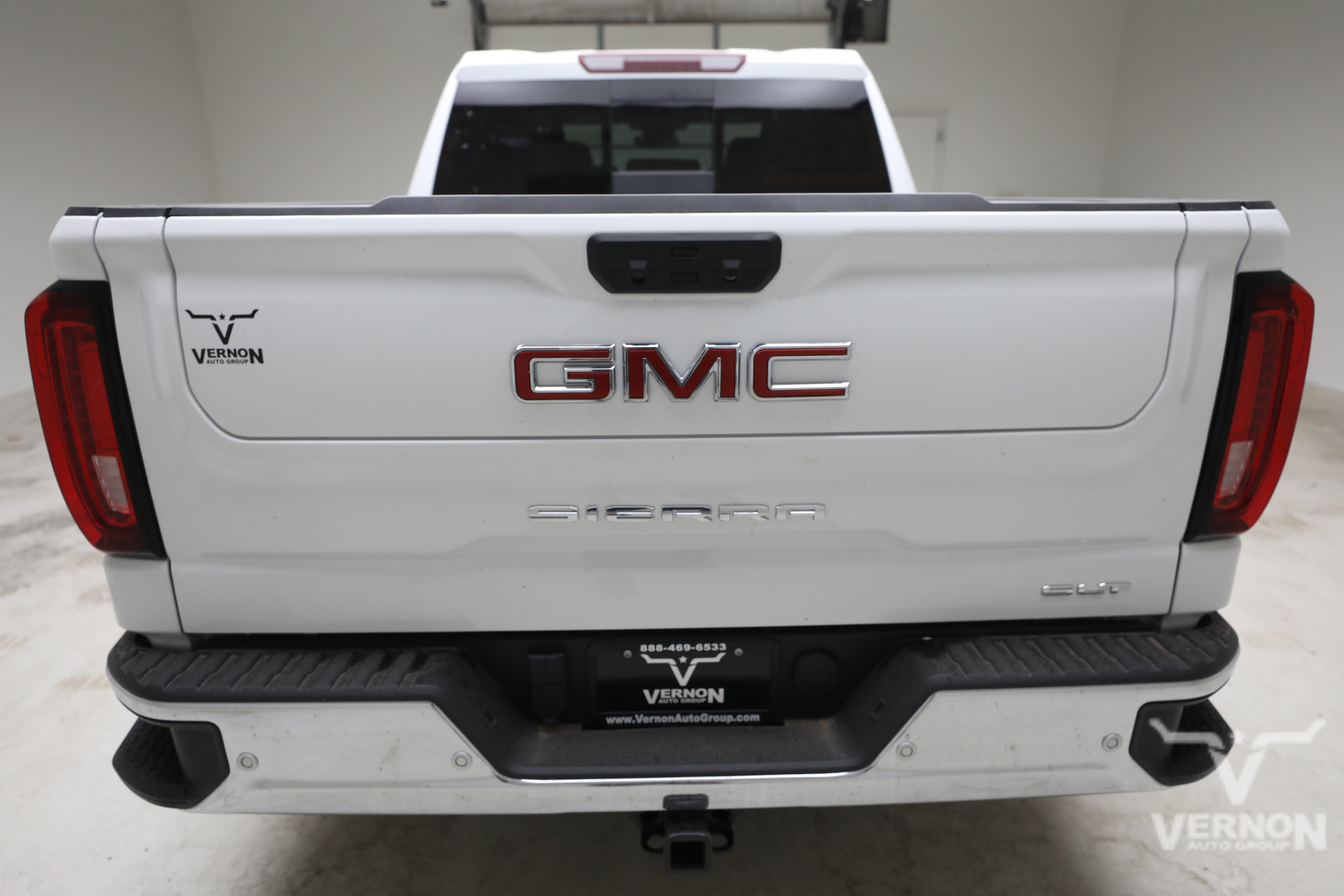 New 2026 Summit White GMC N image 4