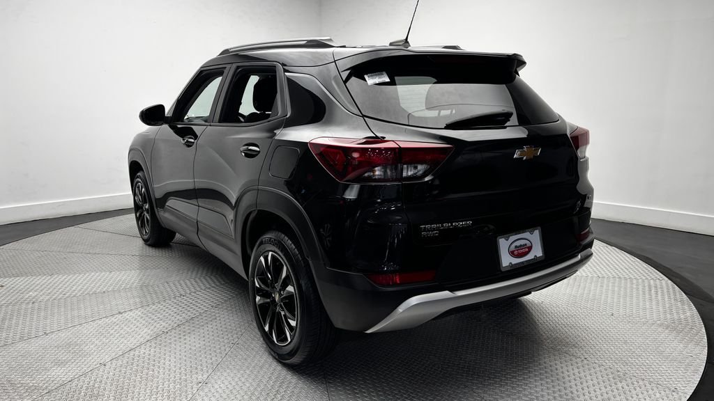 Used 2023 Black Chevrolet LT image 30