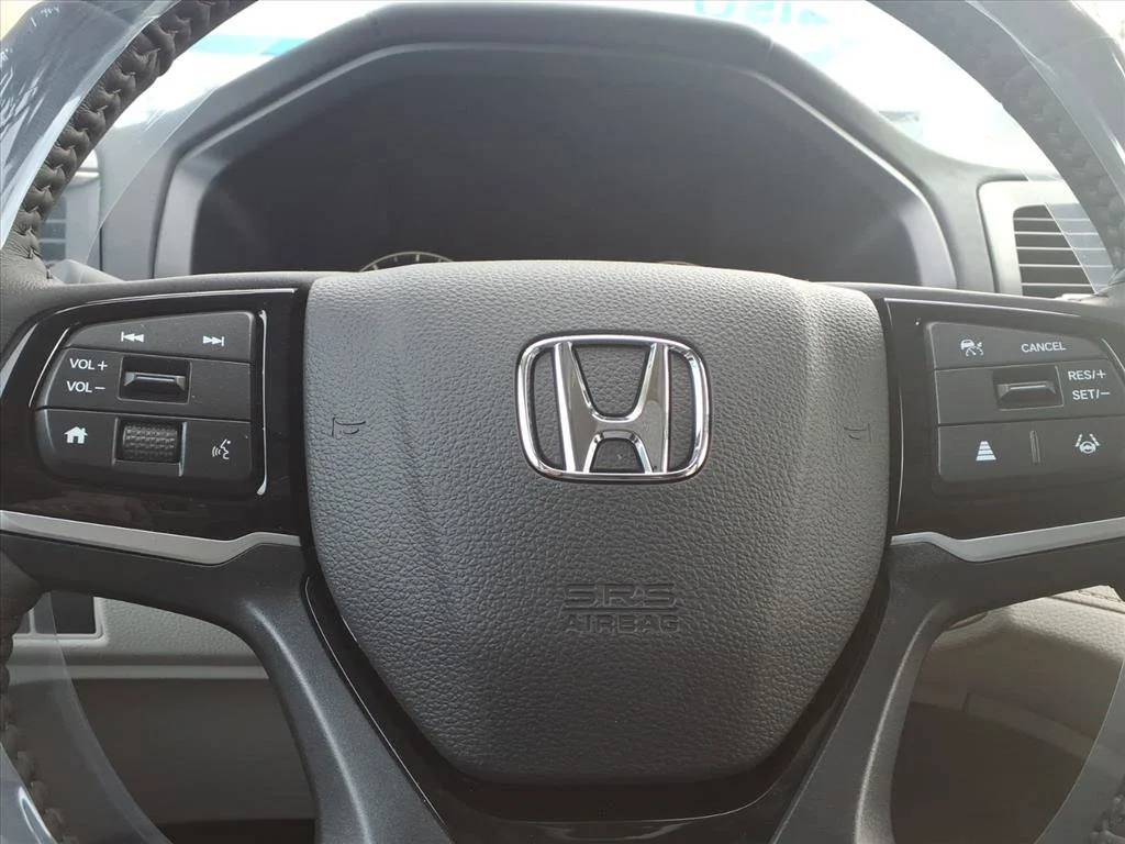 2026 Honda Odyssey Touring - Photo 12
