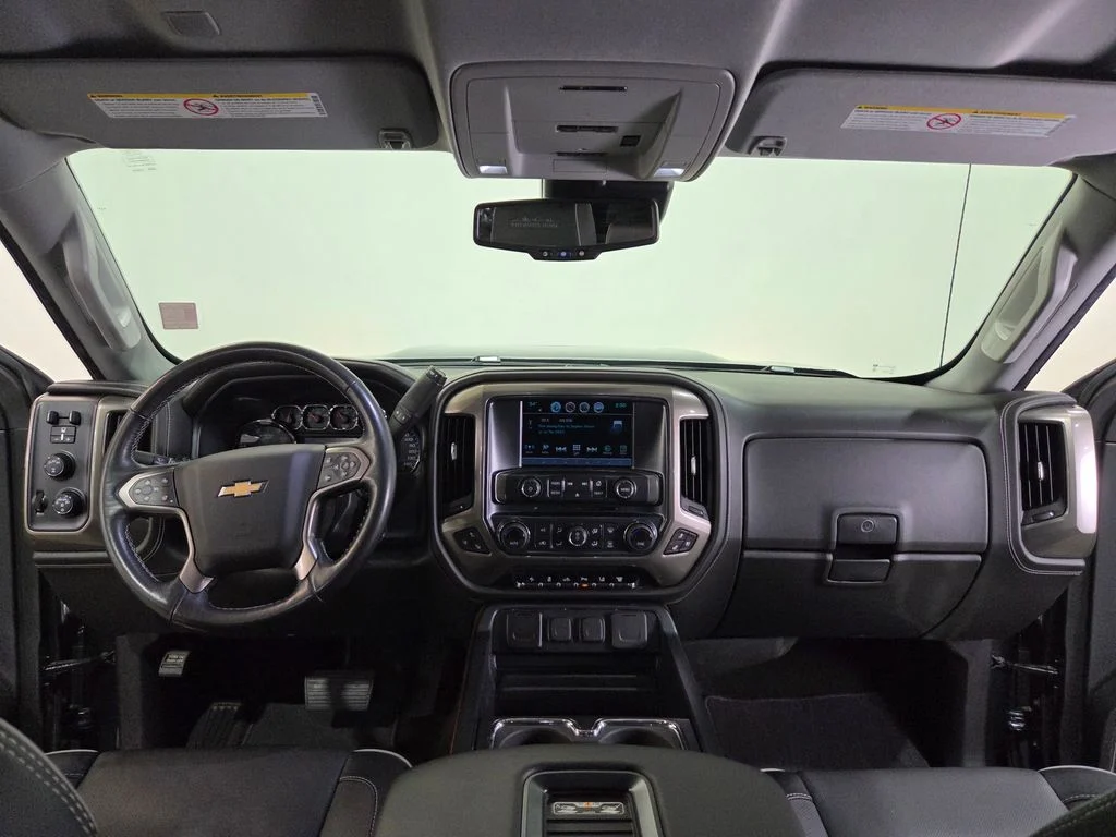 Used 2018 Gray Chevrolet High Country image 18