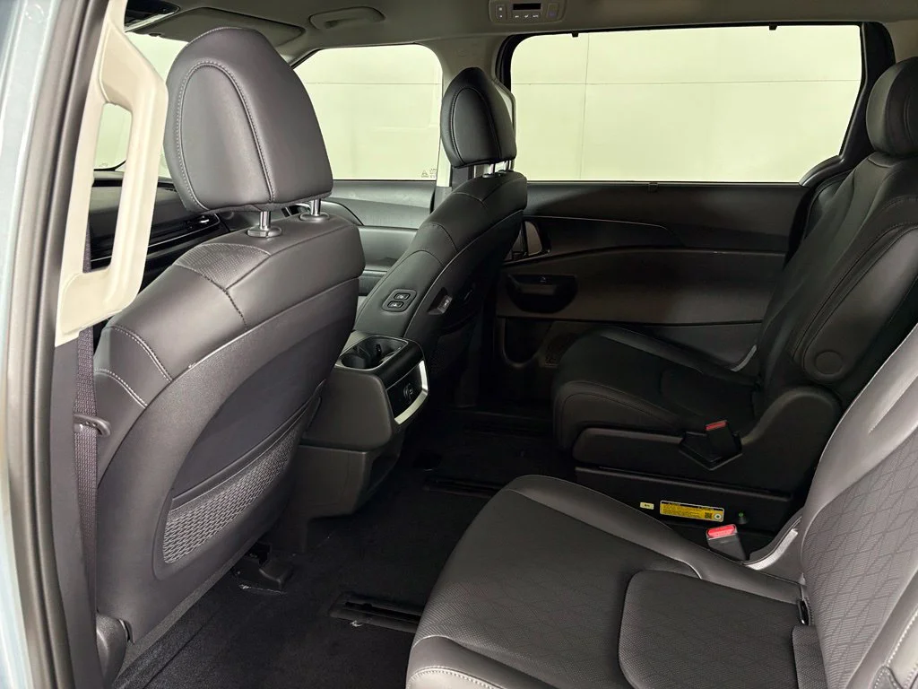 New 2027 Green Kia EX image 39