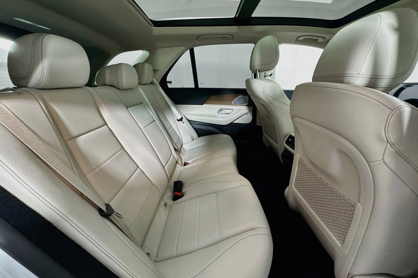 New 2026 Polar White Mercedes-Benz GLE 350 image 25