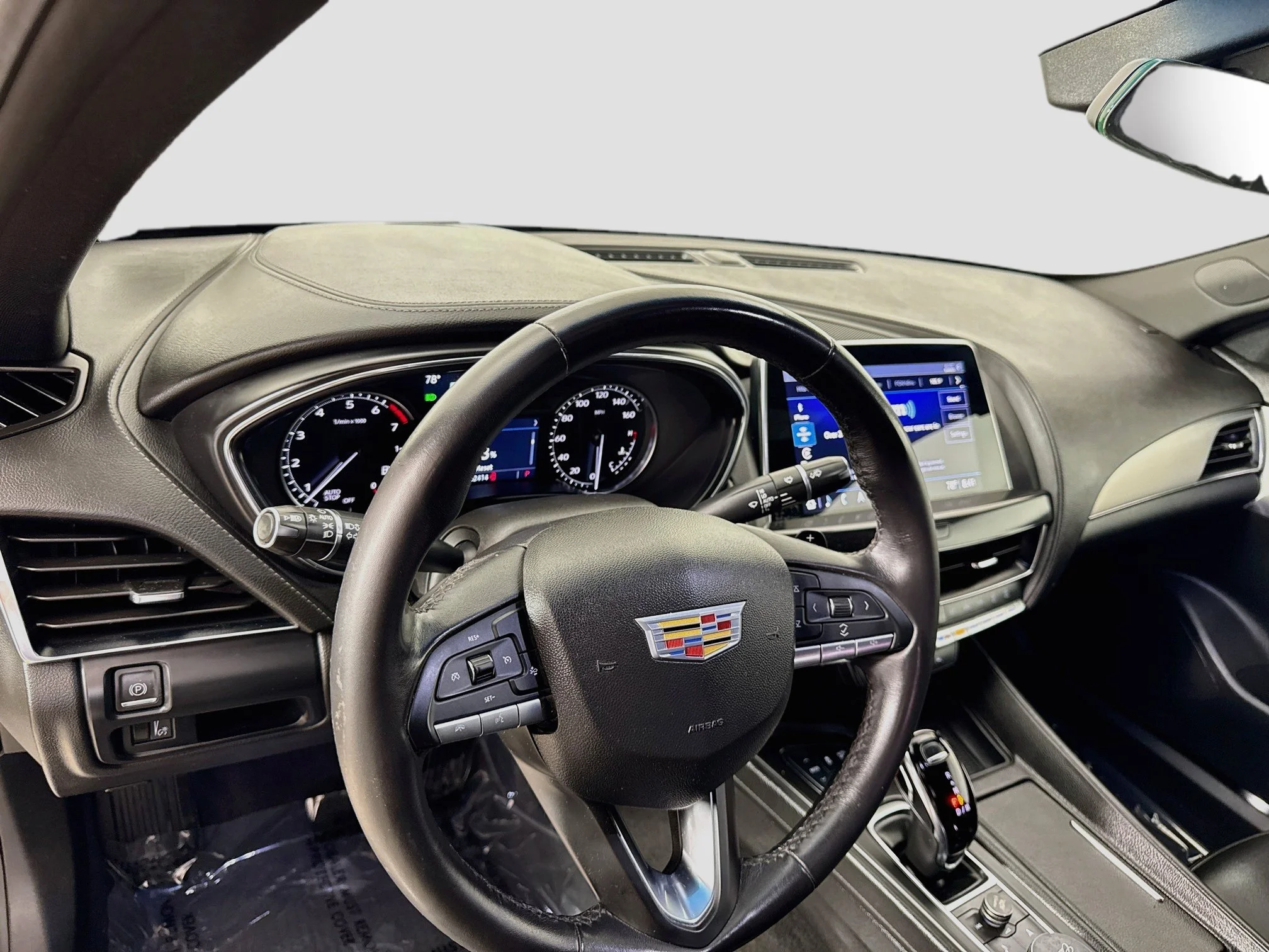 Used 2023 Summit White Cadillac Luxury image 11