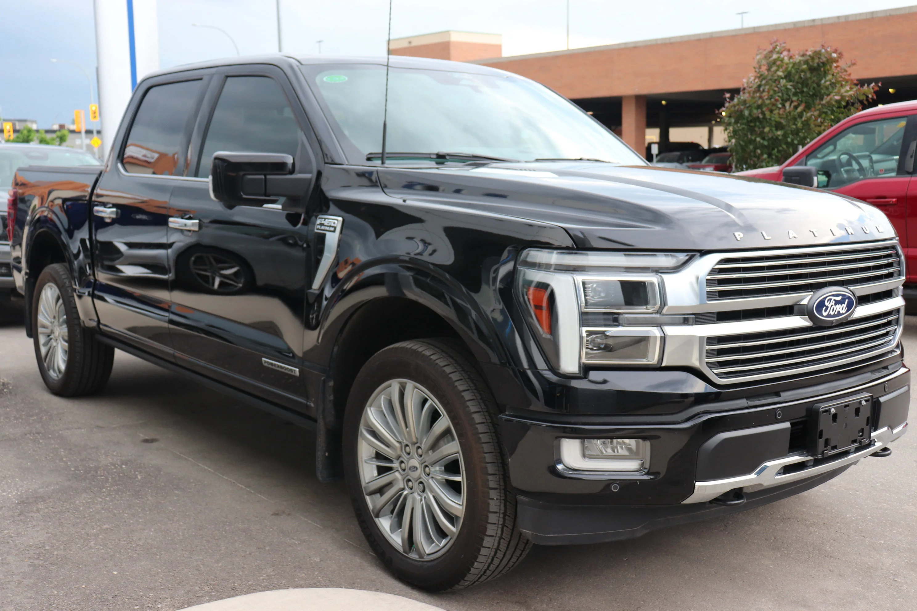 Used 2025 Black Ford Platinum image 4