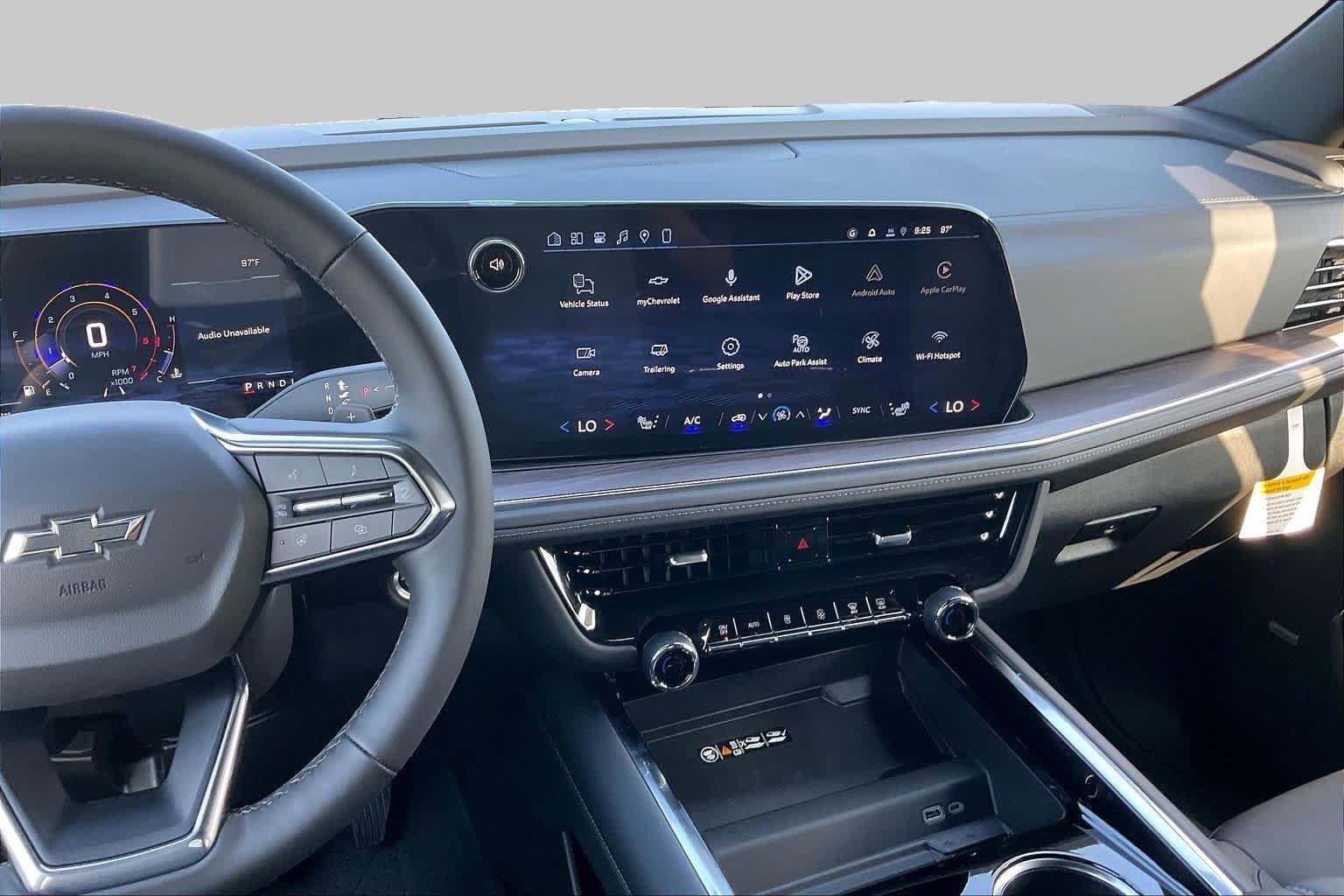 2026 Chevrolet Tahoe Z71 - Photo 7
