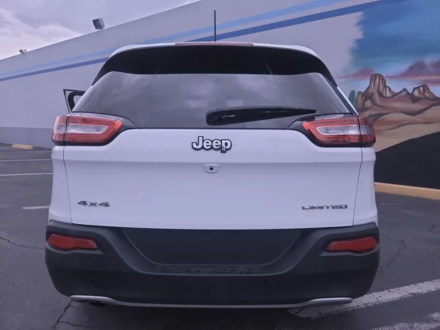 Used 2017 White Jeep Limited image 27