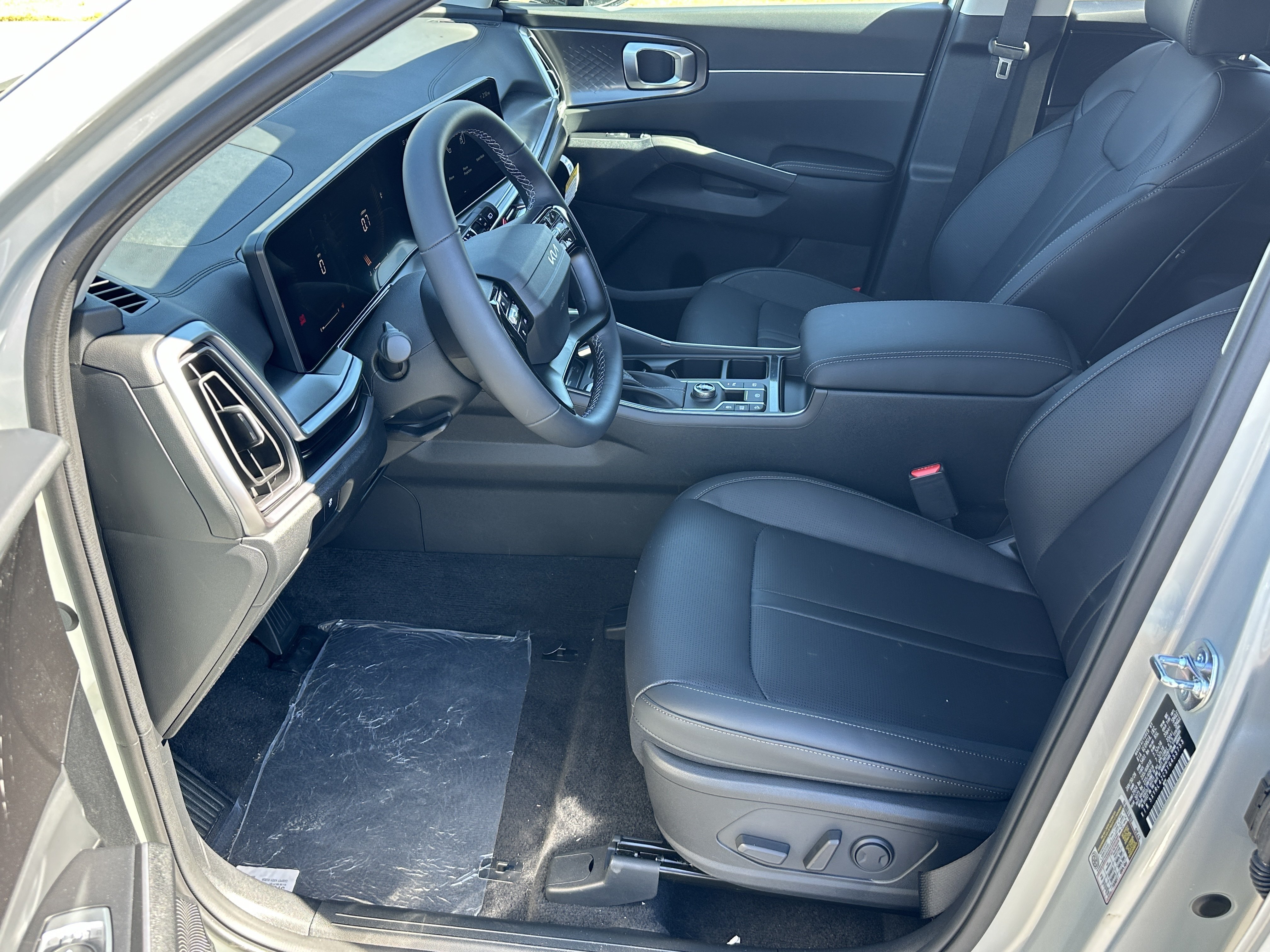 New 2026 Ivory Silver Kia S image 10