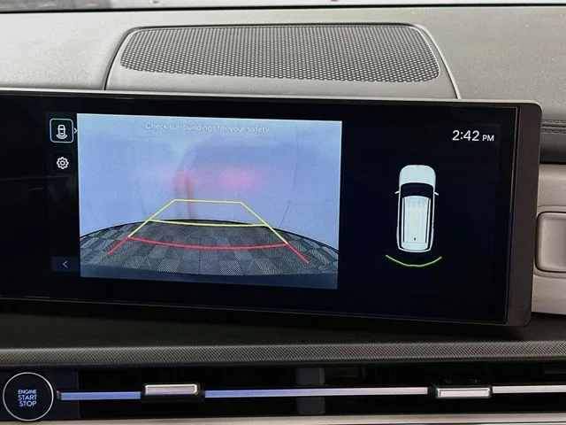 New 2027 Gray Hyundai SEL image 16