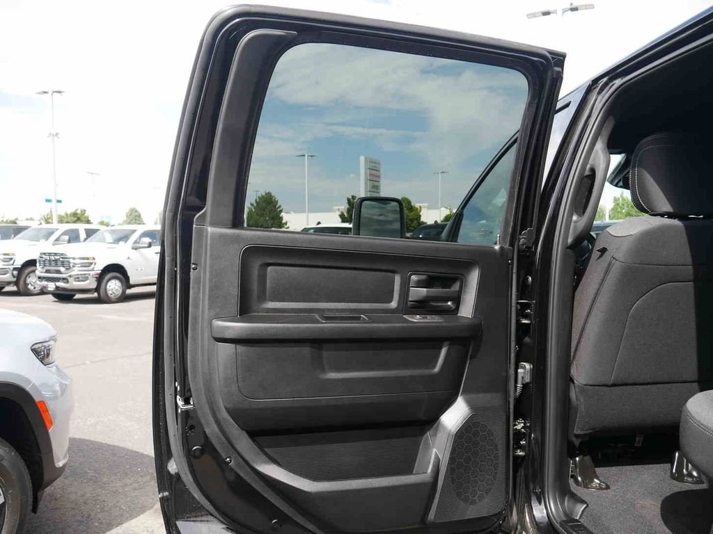 2026 RAM 2500 Tradesman/Black Express - Photo 14