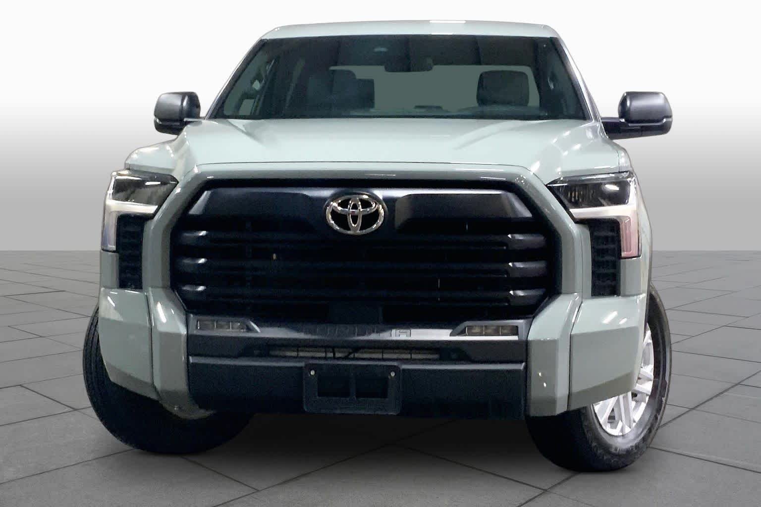Used 2025 Lunar Rock Toyota SR5 image 4