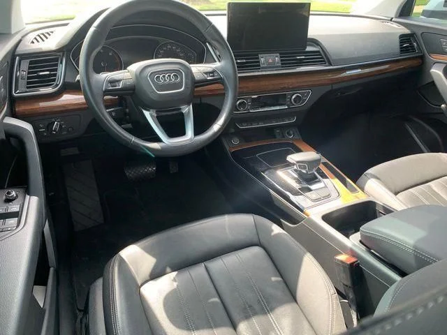 Used 2021 Silver Audi 45 Premium image 25