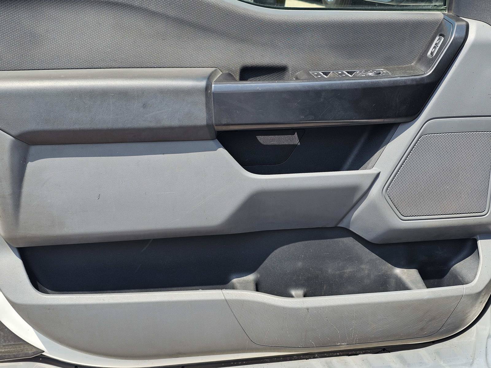 Used 2021 White Ford XL image 14
