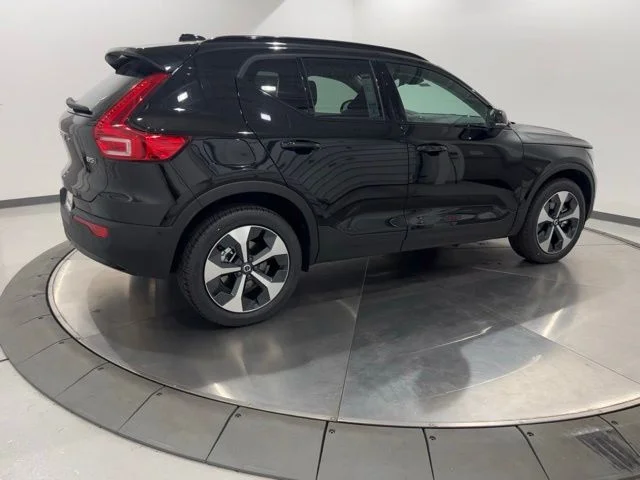 New 2026 Onyx Black Volvo Plus image 5